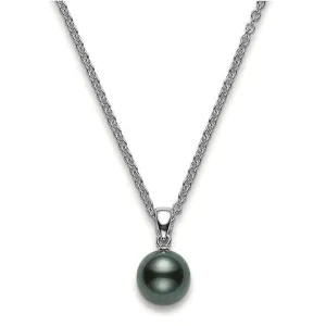CLASSIC PEARL NECKLACE