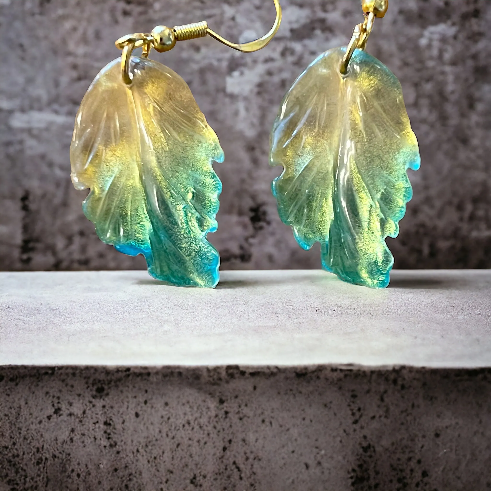 Czech Glass Leaf Dangle Earrings: Elegant Nature-inspired Accessories