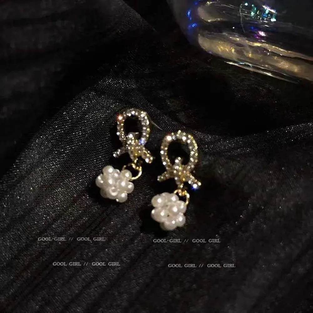 Elegant Gold Flower Earrings