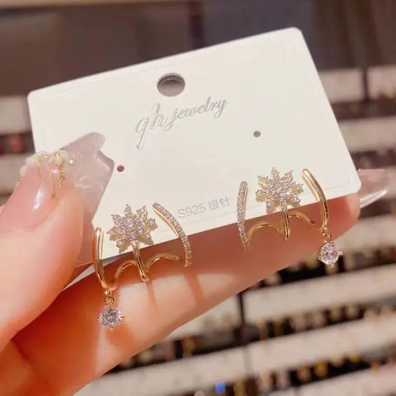 Elegant Gold Flower Earrings