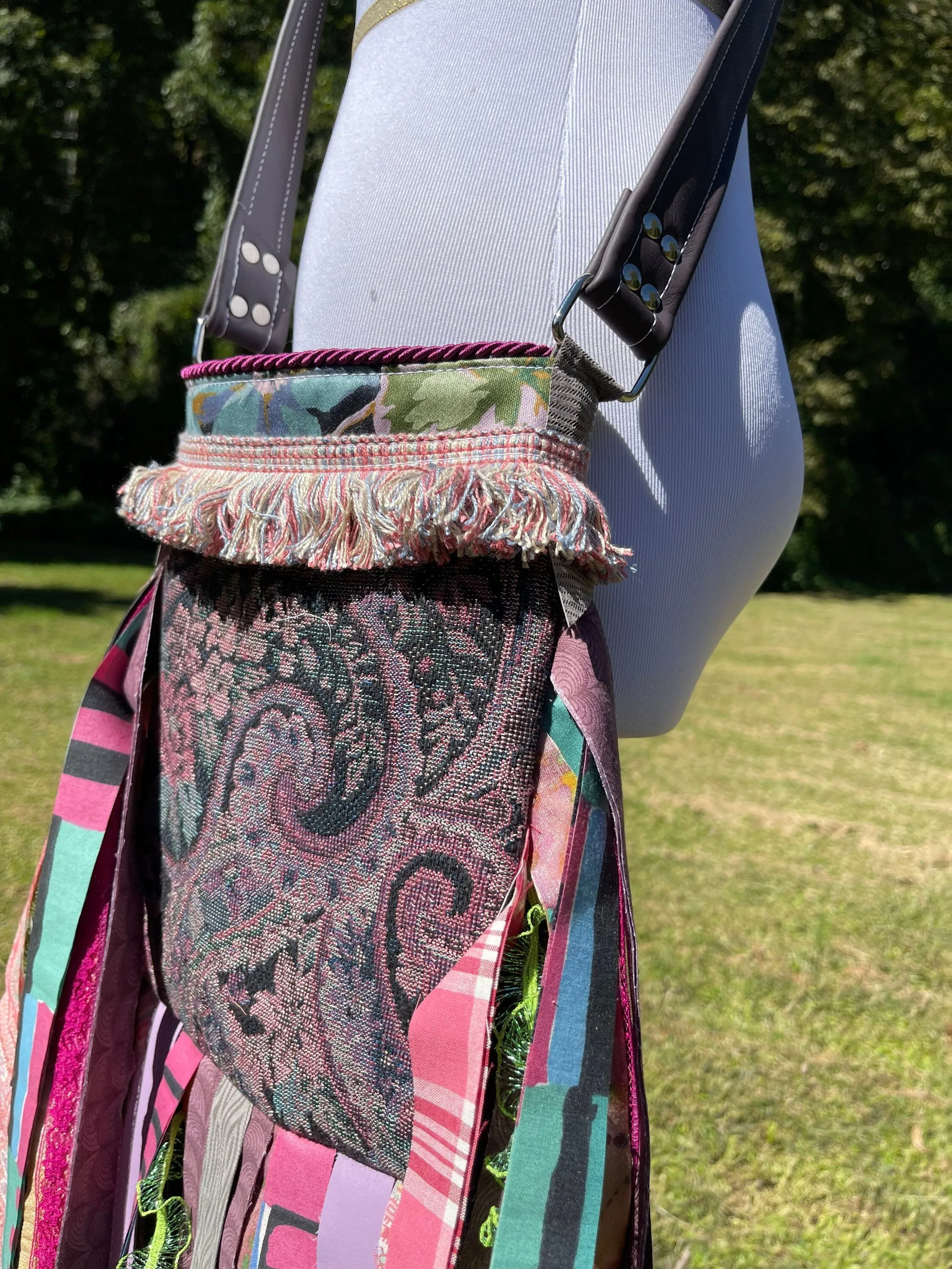 Funky Purple Fringe Purse, Festival Fringe Bag, Hippie Handbag, Boho Chic Crossbody Messenger, Embellished purse