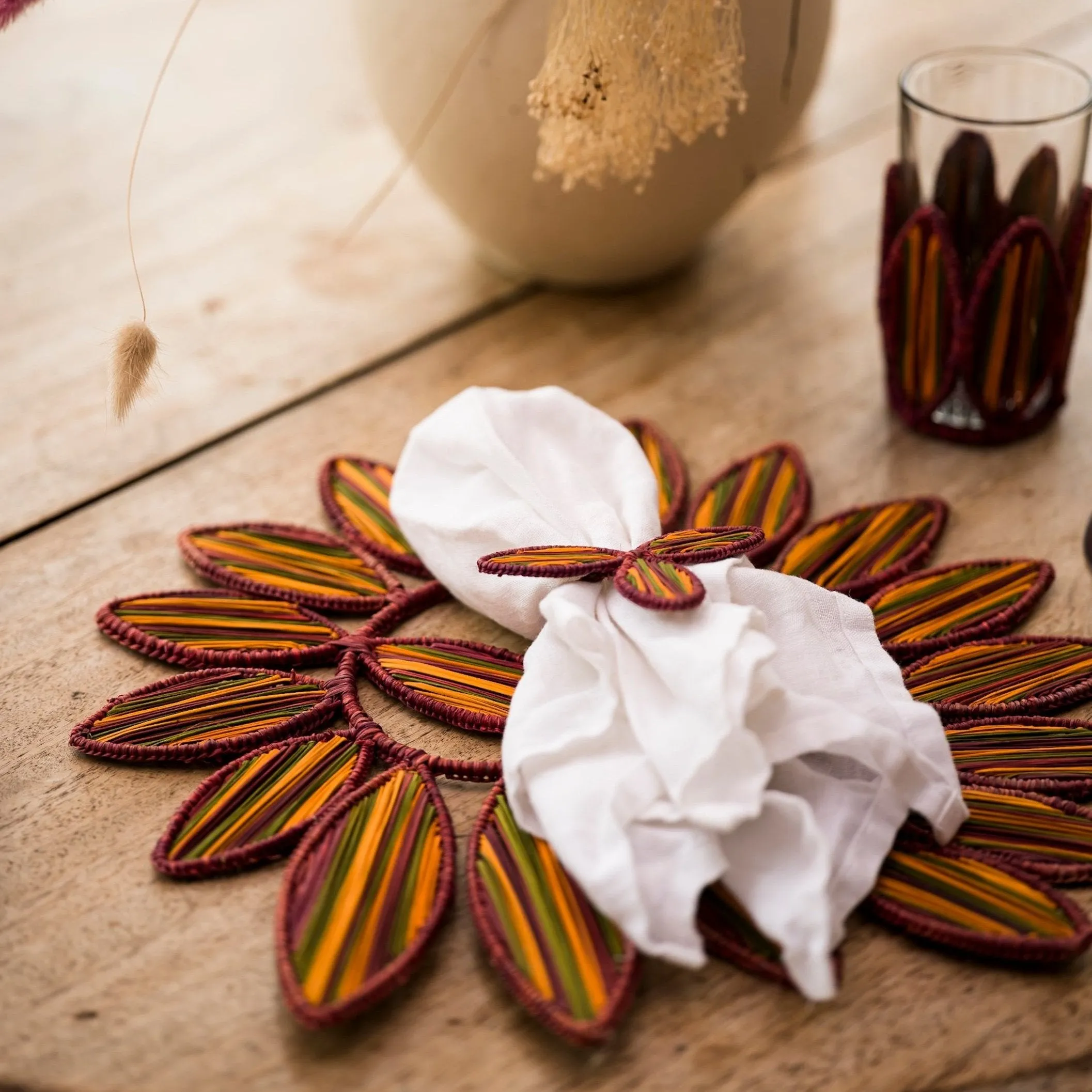 Hoja Woven Napkin Rings (Set of 4)