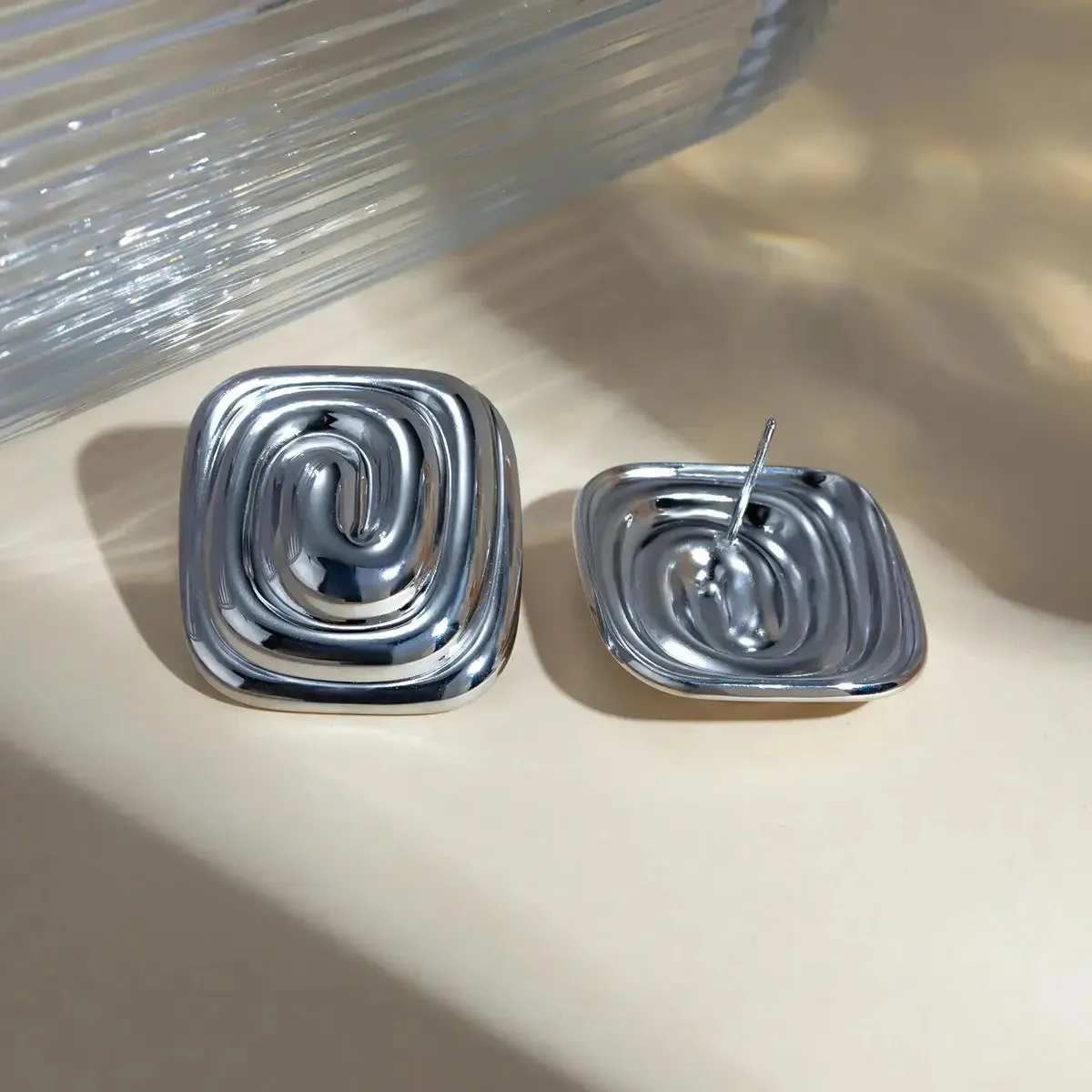 LOVCIA Elegant 18K Gold-Plated Stainless Steel Earrings for Women