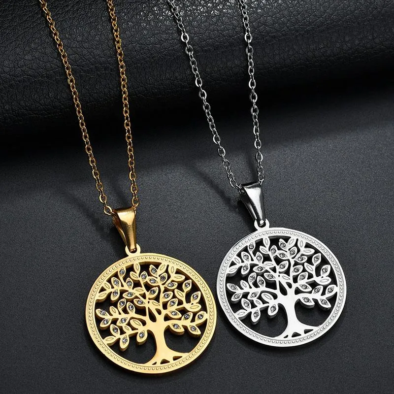 O word chain Hollow Tree of Life Necklace Ladies Titanium Steel Round Pendant Accessories