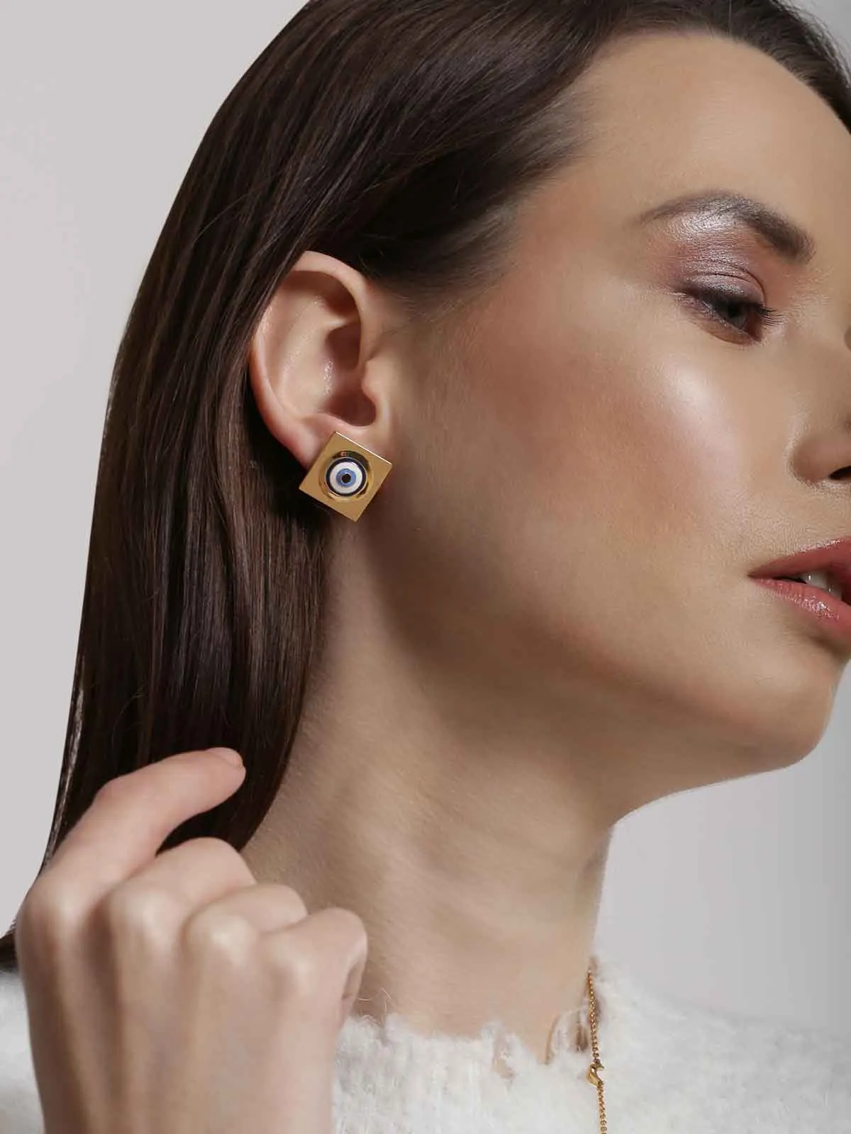 Outhouse   -   Eye Promise Protego Studs In Gold