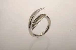 Small Botanical Leaf Ring