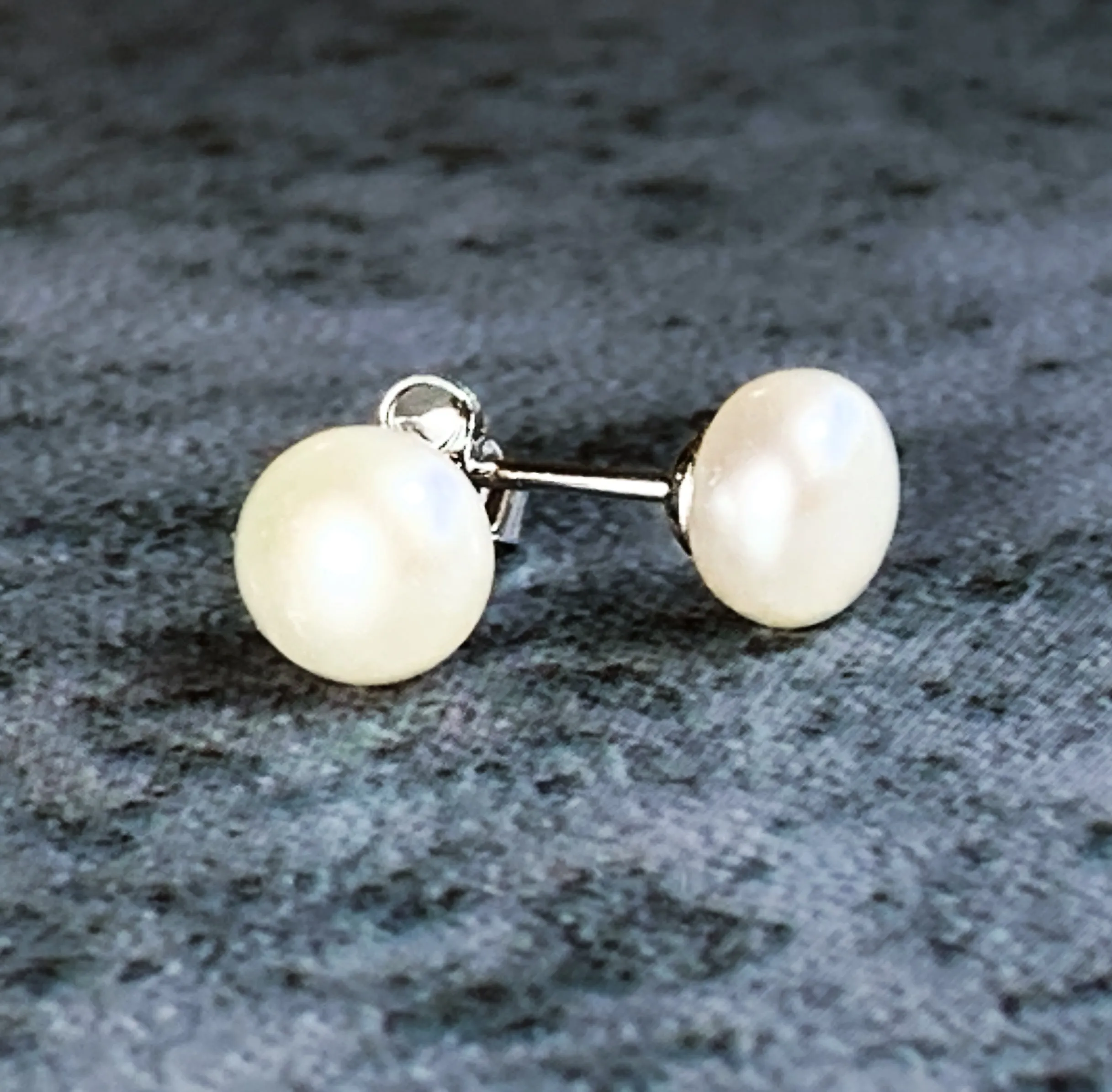 Sterling Silver 6-6.5mm Freshwater Pearl earrings