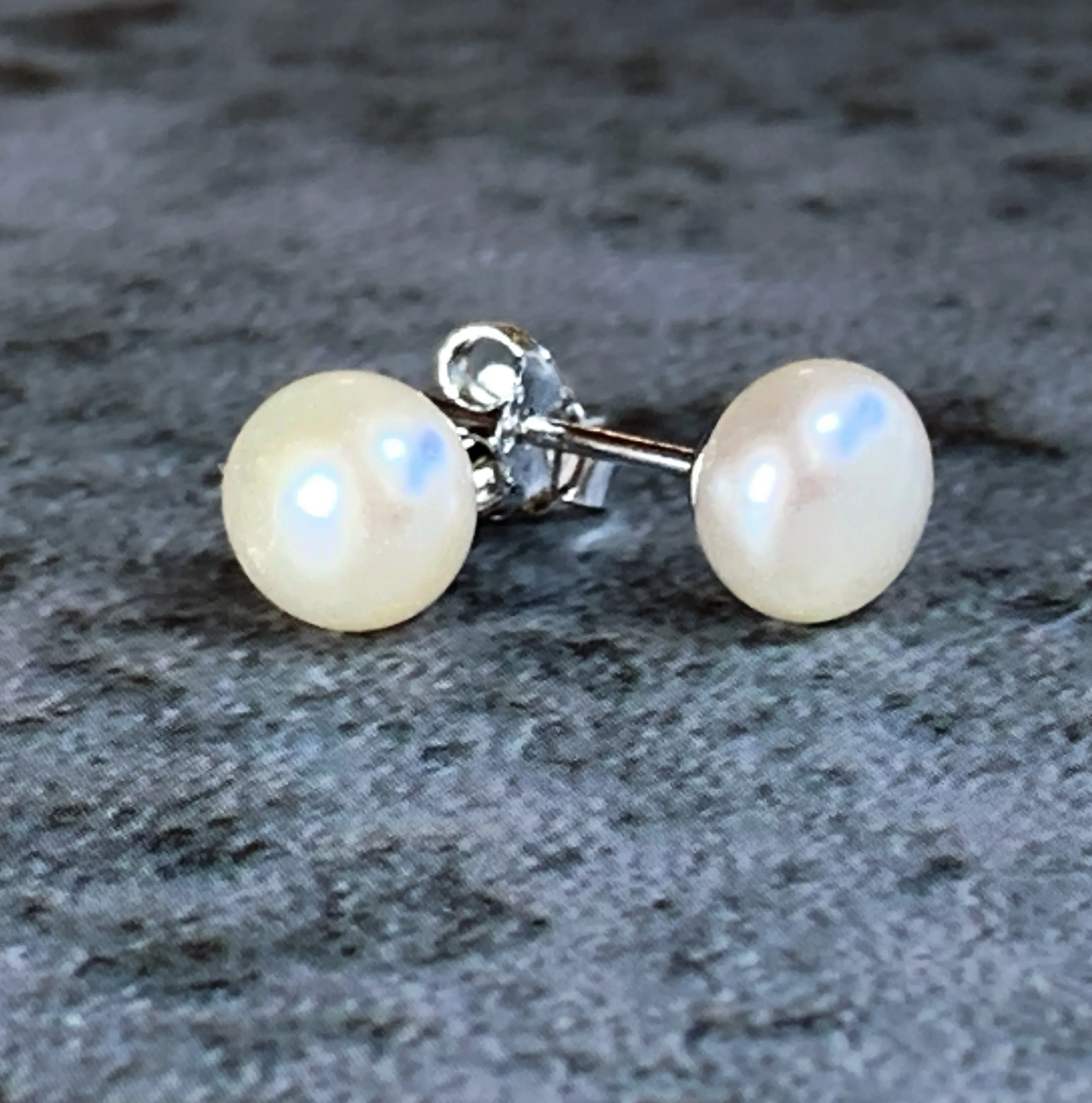 Sterling Silver 6-6.5mm Freshwater Pearl earrings
