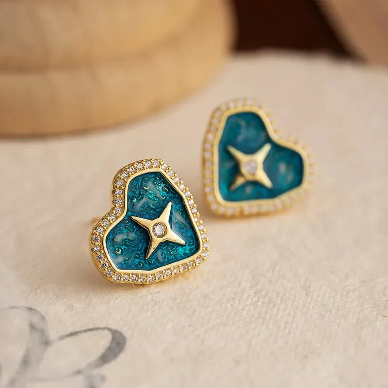 VAIGE Charming Blue Heart Shaped Stud Earrings
