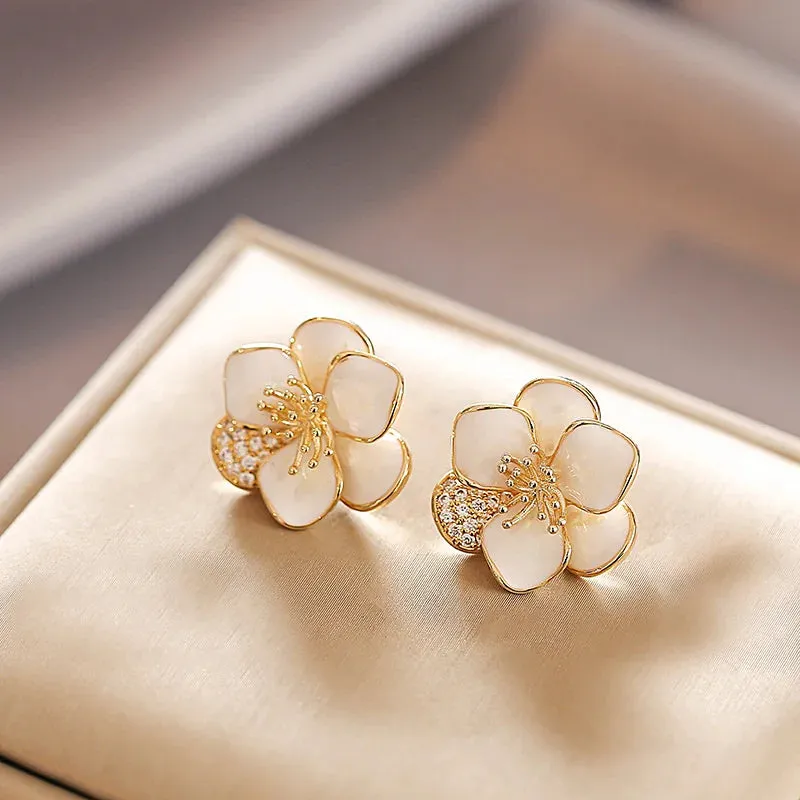 VAIGE Elegant White Enamel Flower Stud Earrings - Classic Fashion Jewelry with Copper Alloy for Party and Luxury Accessories