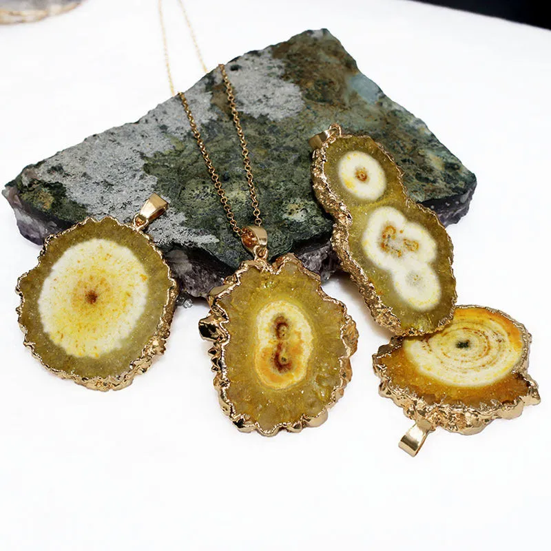 Wholesale 10PCS Sun Flower Pendant Natural Agate Stone Necklace