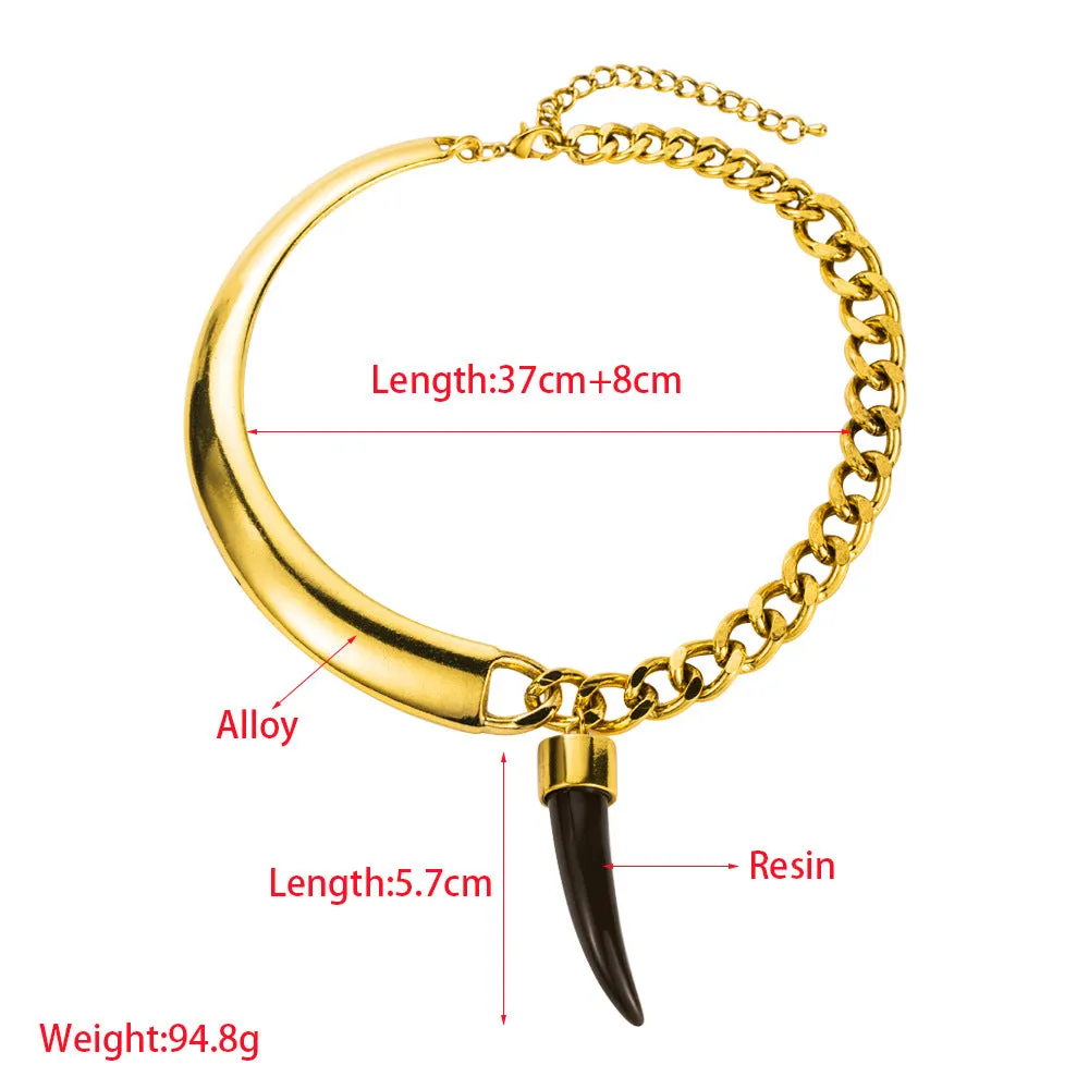 Wholesale Exaggerated Design Asymmetrical Hip-hop Horn Shape Chunky Chain Clavicle Necklace