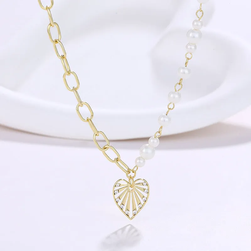 Wholesale Fashion Patchwork Imitation Pearl Autumn and Winter Niche Design, Love Pendant Temperament Collarbone Chain Necklaces