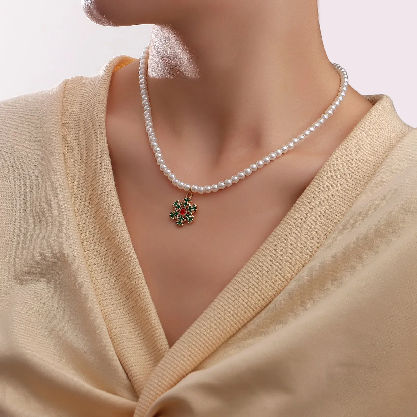 Wholesale Pearl Drop Oil Snowflake Bell Christmas Tree Necklace Sweater Chain