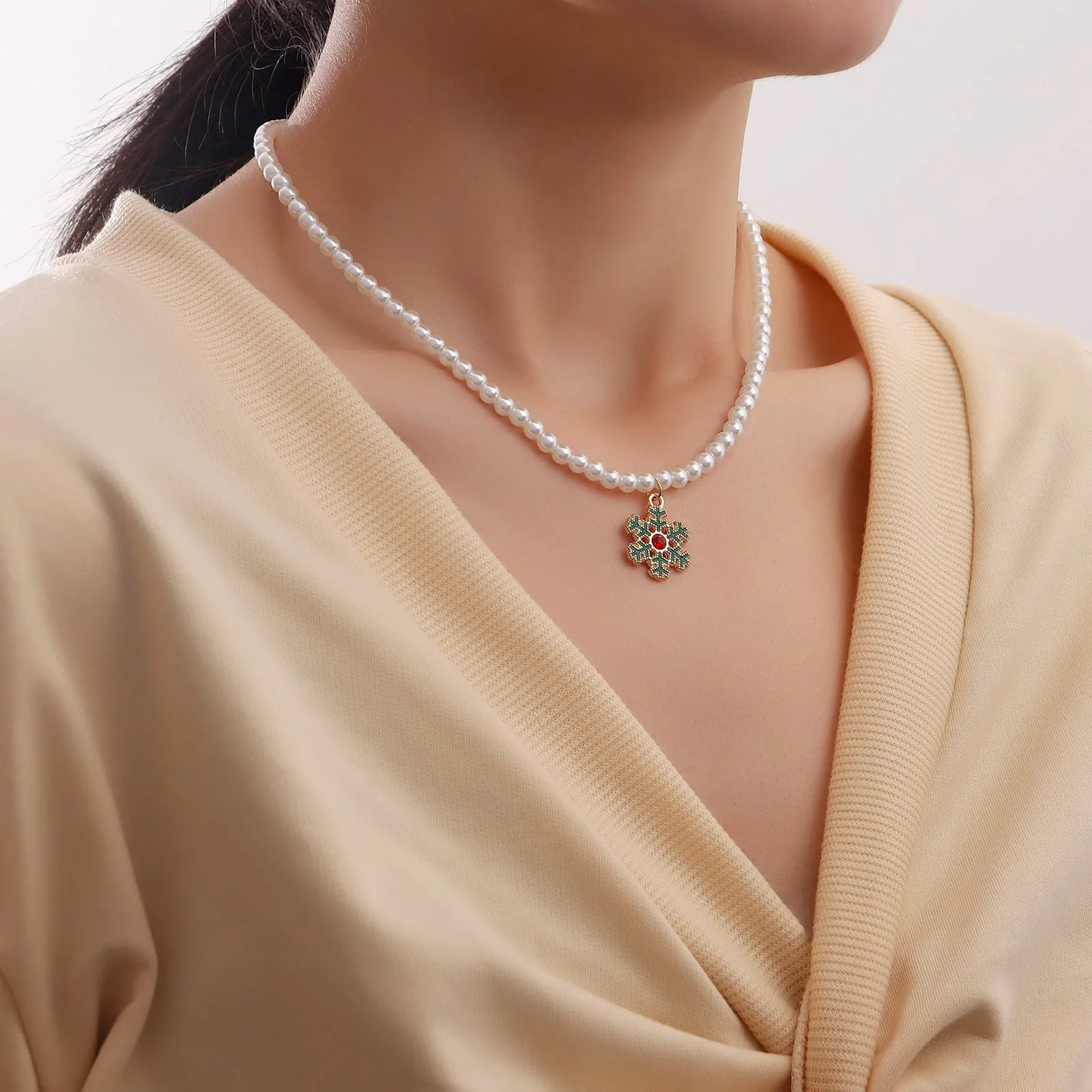 Wholesale Pearl Drop Oil Snowflake Bell Christmas Tree Necklace Sweater Chain