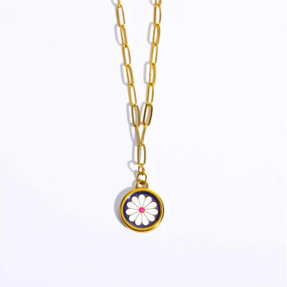 Wholesale Titanium Steel Small Daisy Round Coin Necklace