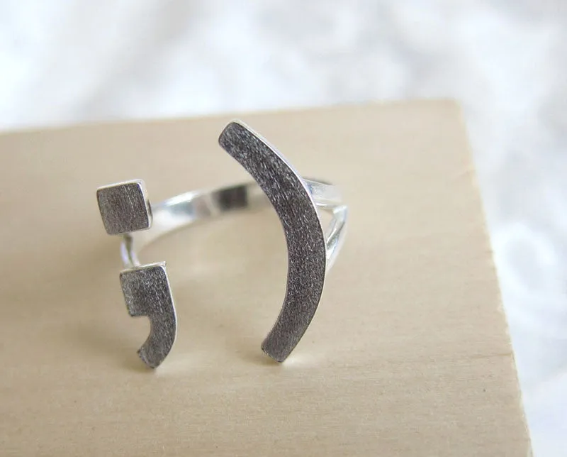 Winky Face Smiling Ring