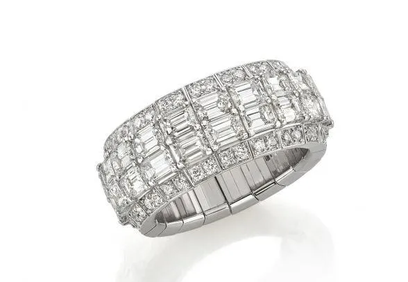 Xpandable Collection Full Way East-West Emerald Cut Band